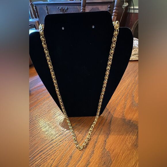 Monet vintage Gold Chain Necklace and matching bracelet